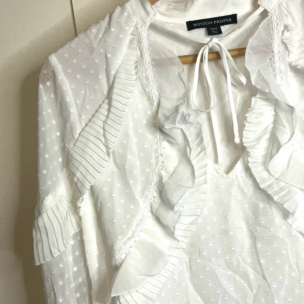 Boston Proper Women’s Size S White Ultra Romantic Frilly Polyester Blouse